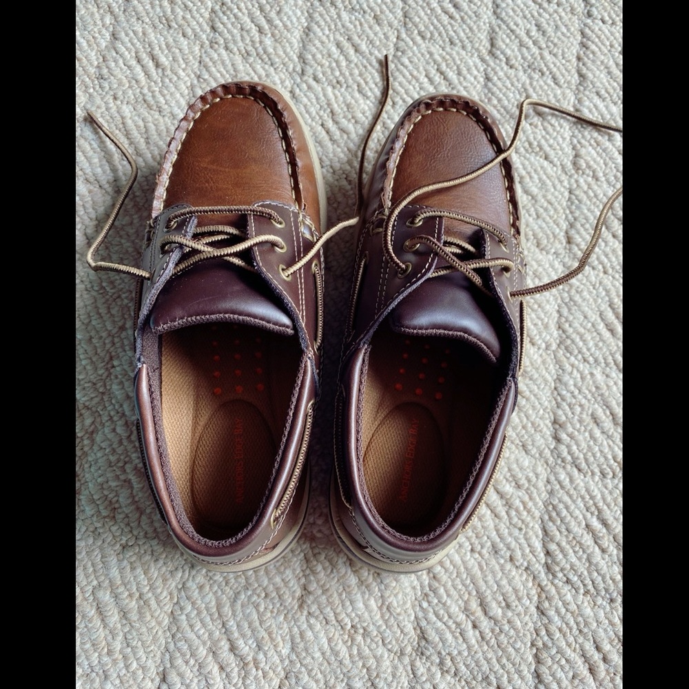 New in box: boys 3.5y dress shoes - Picture 3 of 4